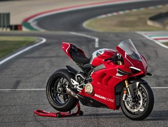 06 DUCATI PANIGALE V4 R ACTION UC69244 High